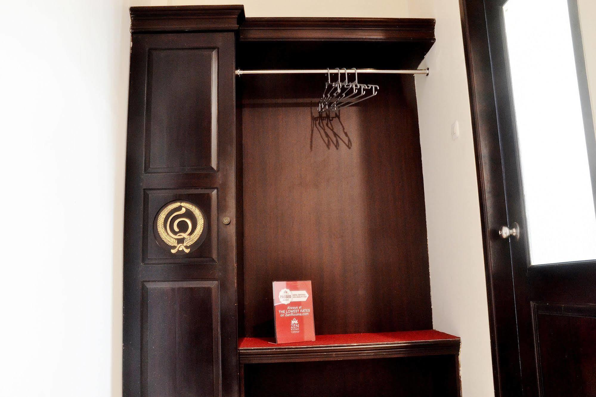 Zen Rooms Sultan Iskandar Muda Sorabaya Extérieur photo